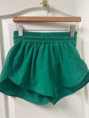 Lululemon Track That High Rise Short 3” Maldives Green size 6